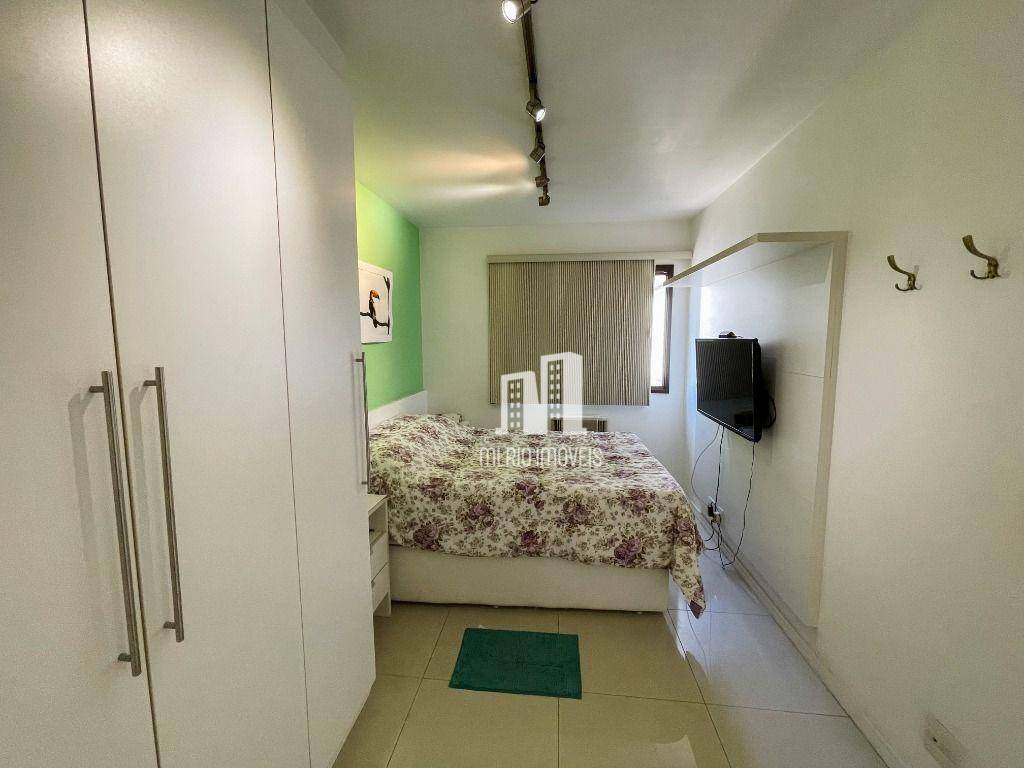 Apartamento à venda com 2 quartos, 75m² - Foto 9