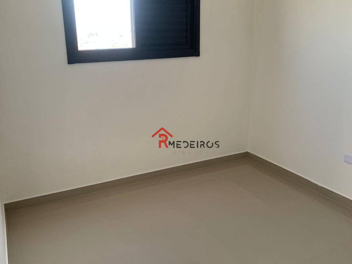 Apartamento à venda com 2 quartos, 75m² - Foto 14