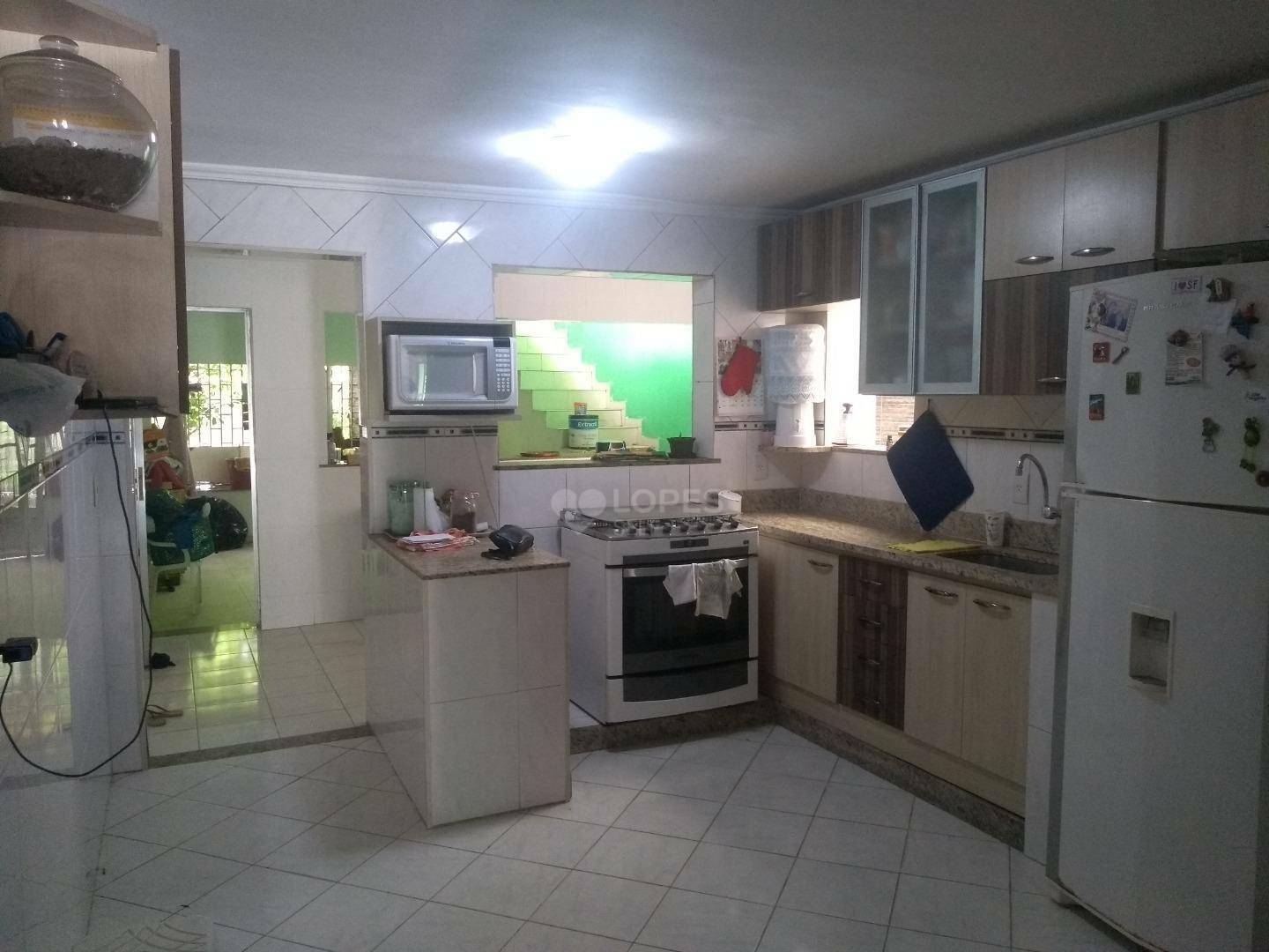 Casa à venda com 3 quartos, 215m² - Foto 5