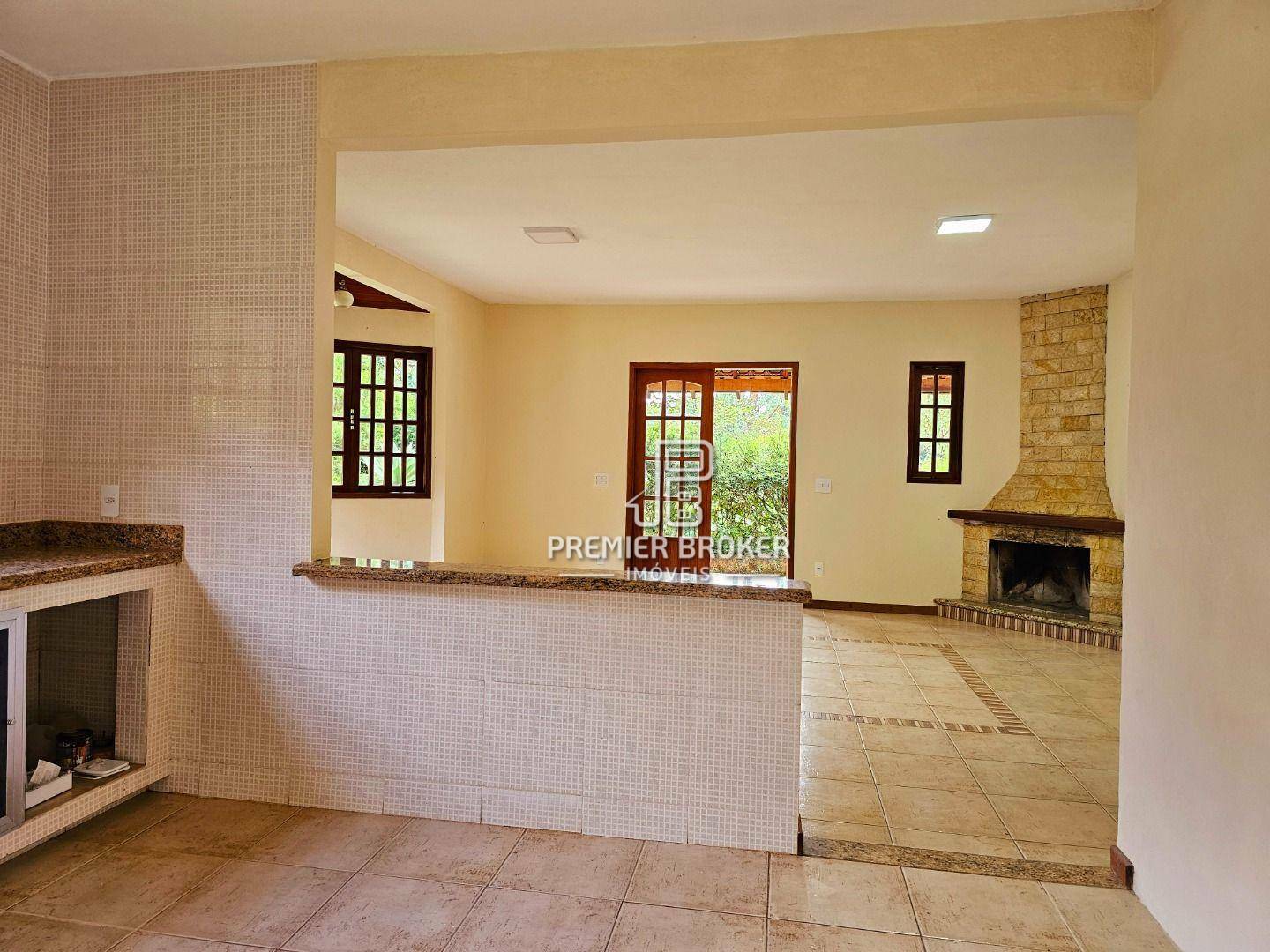 Casa de Condomínio à venda com 3 quartos, 240m² - Foto 24