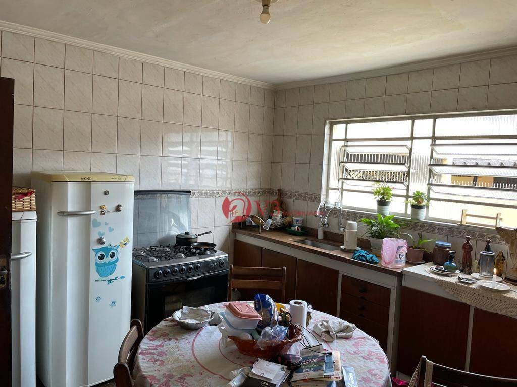 Sobrado à venda com 2 quartos, 75m² - Foto 3