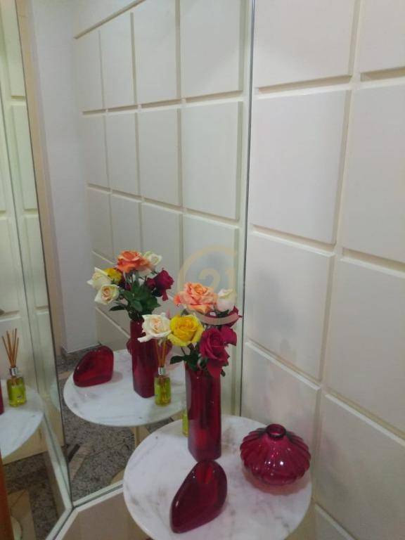 Apartamento à venda com 4 quartos, 189m² - Foto 8