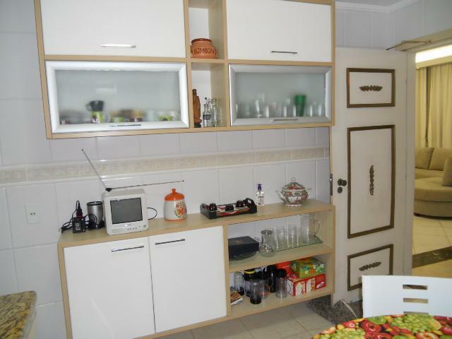 Apartamento à venda com 3 quartos, 90m² - Foto 22