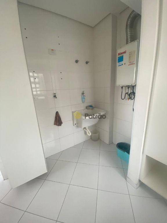 Apartamento à venda com 2 quartos, 133m² - Foto 13