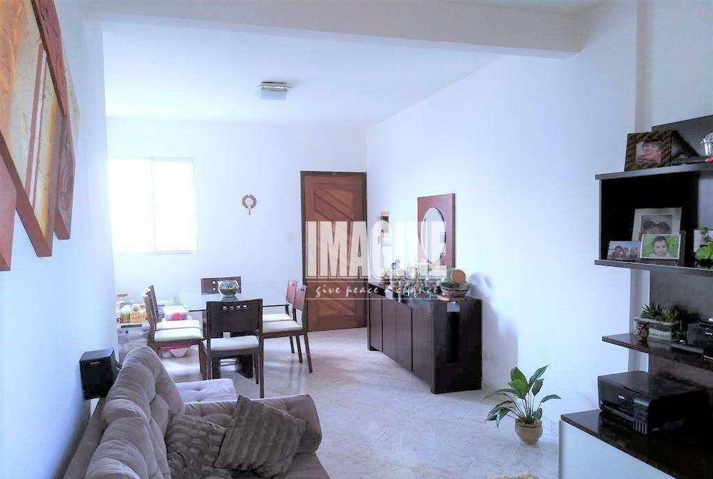 Apartamento à venda com 2 quartos, 74m² - Foto 3