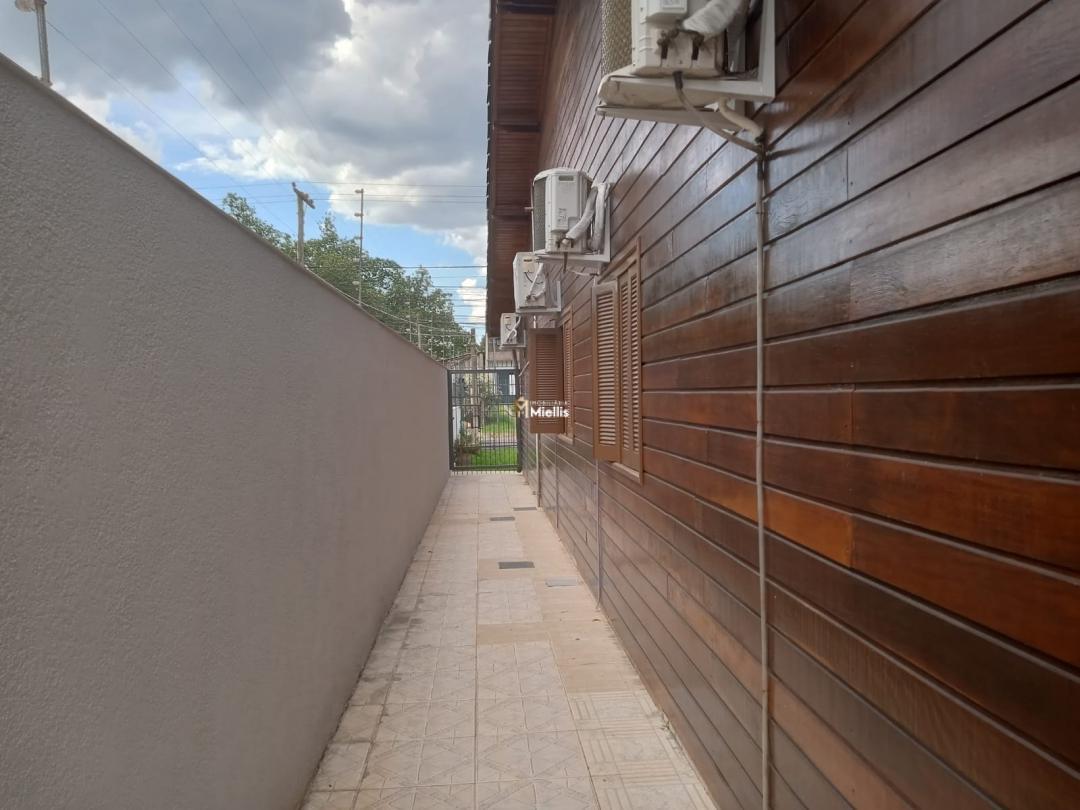 Casa à venda com 3 quartos, 900m² - Foto 22