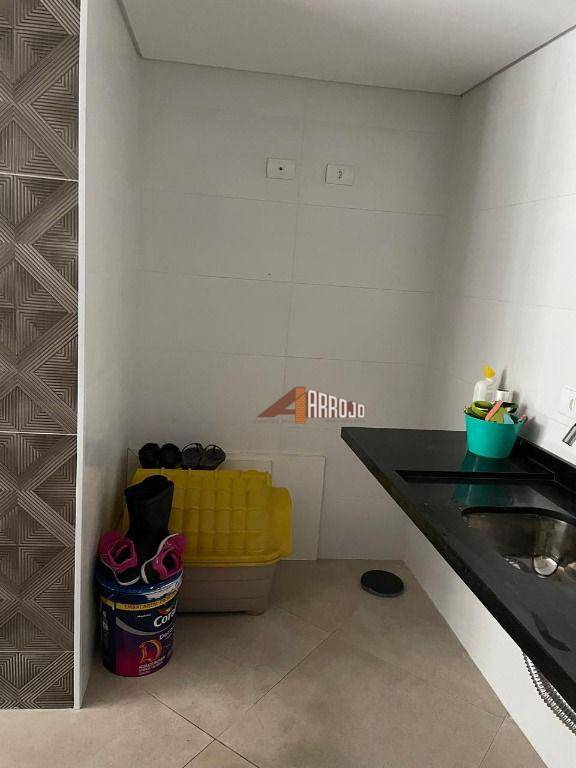 Sobrado à venda com 2 quartos, 68m² - Foto 19