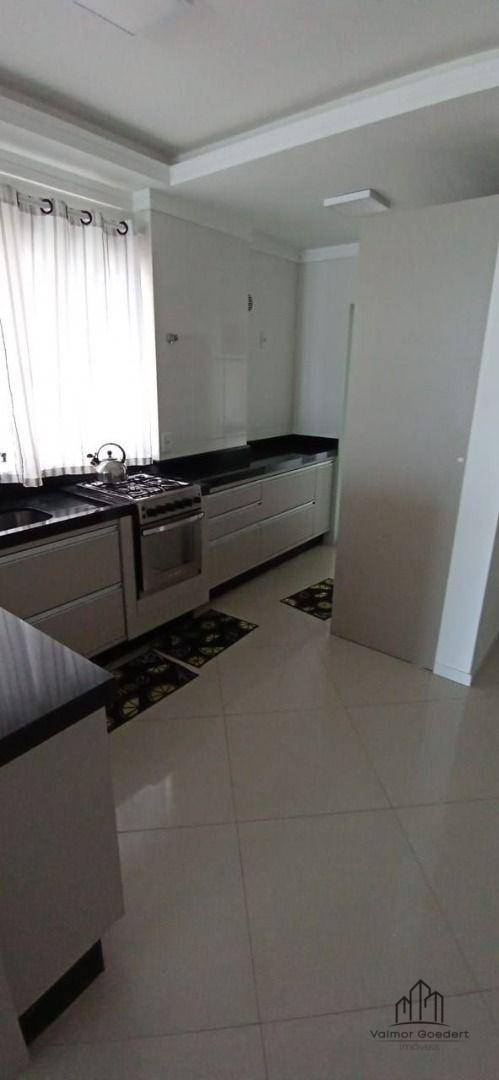 Apartamento à venda com 3 quartos, 138m² - Foto 7