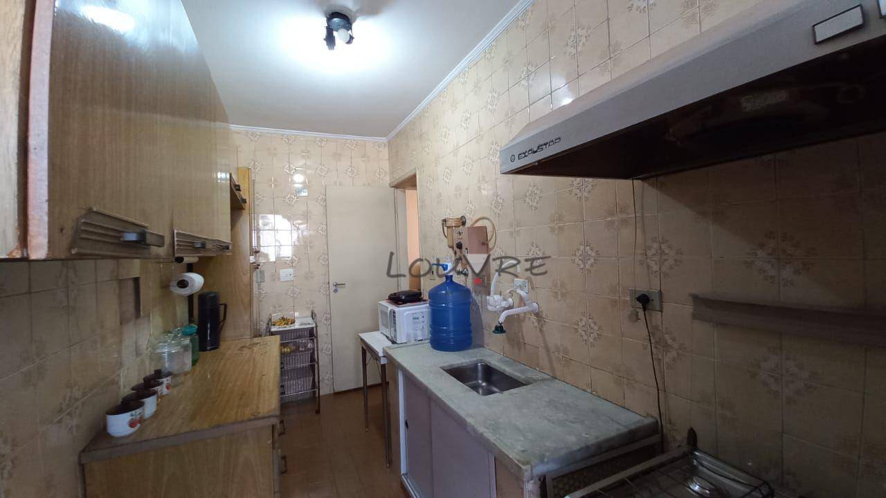 Apartamento à venda com 2 quartos, 64m² - Foto 11