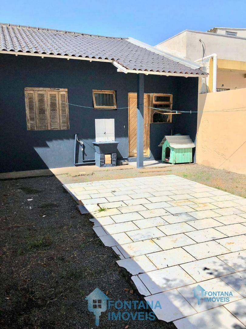 Casa à venda com 2 quartos, 60m² - Foto 13