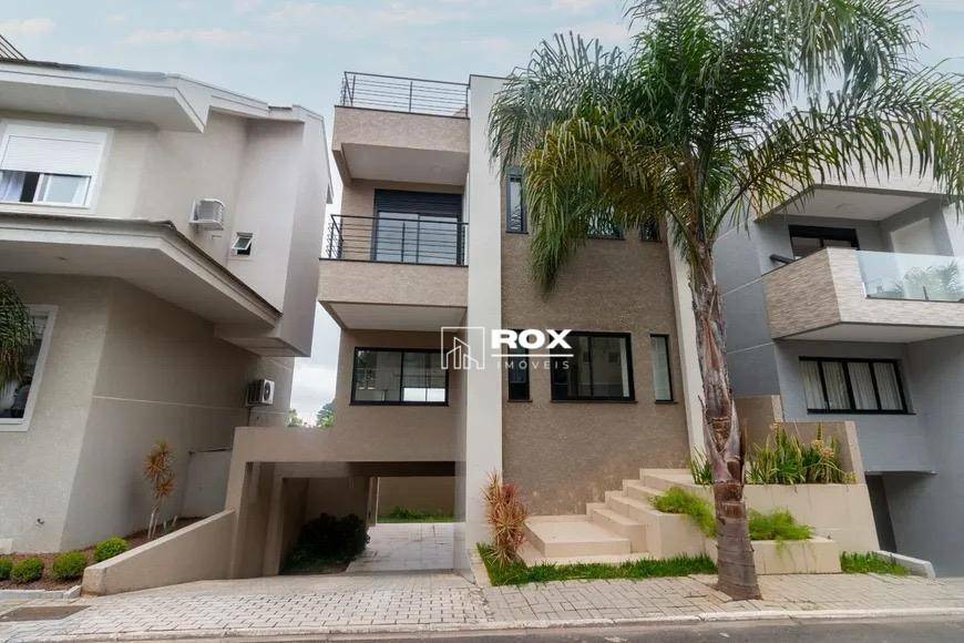 Casa de Condomínio para alugar com 4 quartos, 314m² - Foto 2