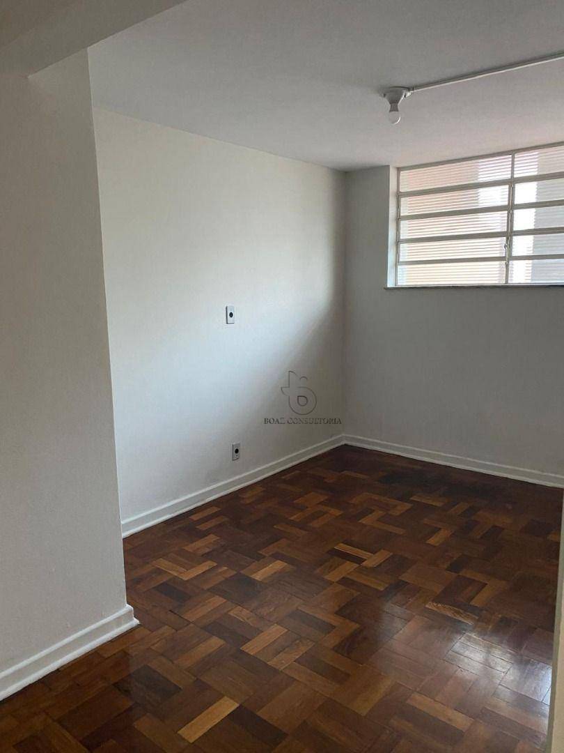 Casa para alugar com 3 quartos, 333m² - Foto 4