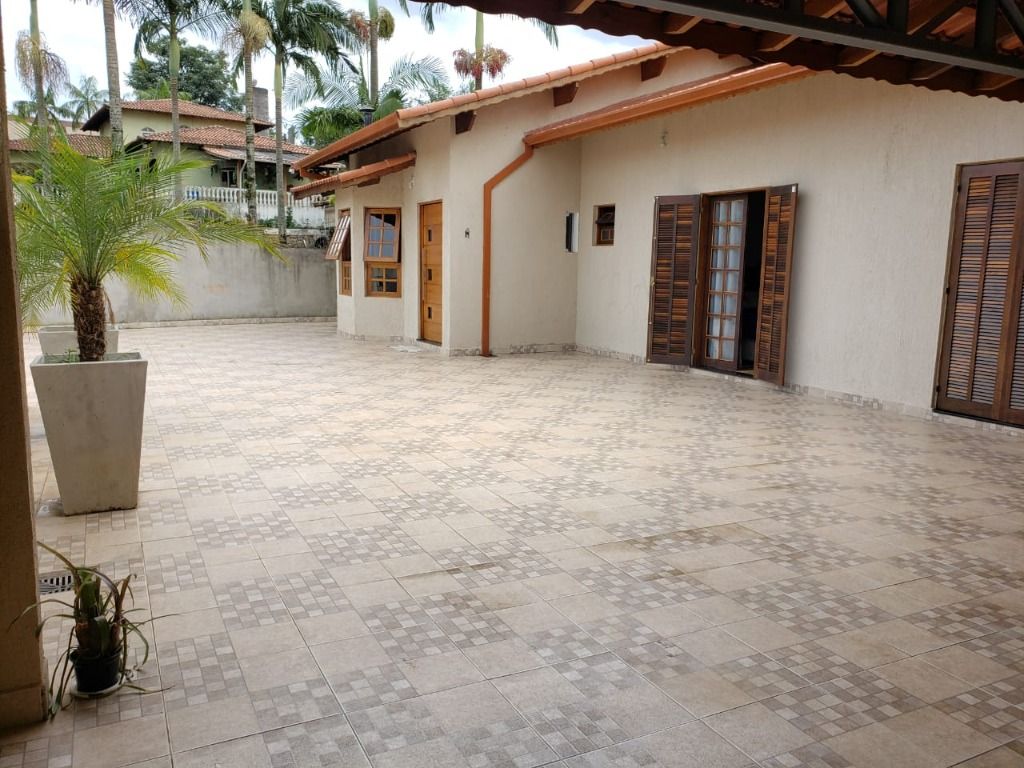 Casa, 3 quartos, 300 m² - Foto 2