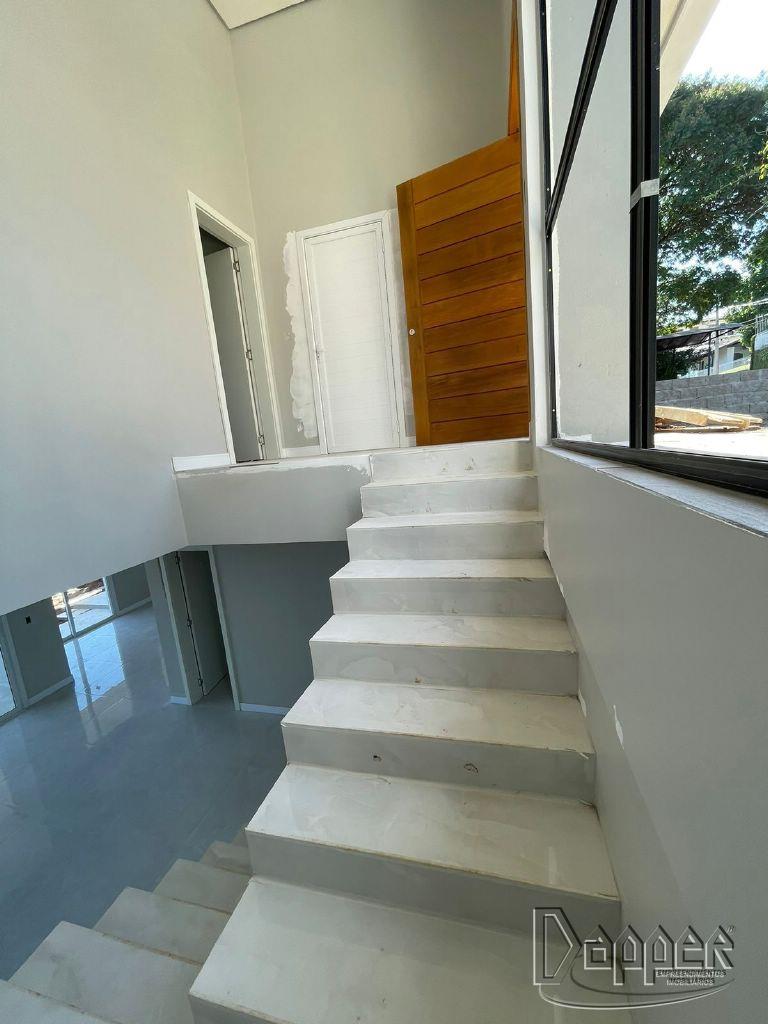 Casa à venda com 3 quartos, 192m² - Foto 9