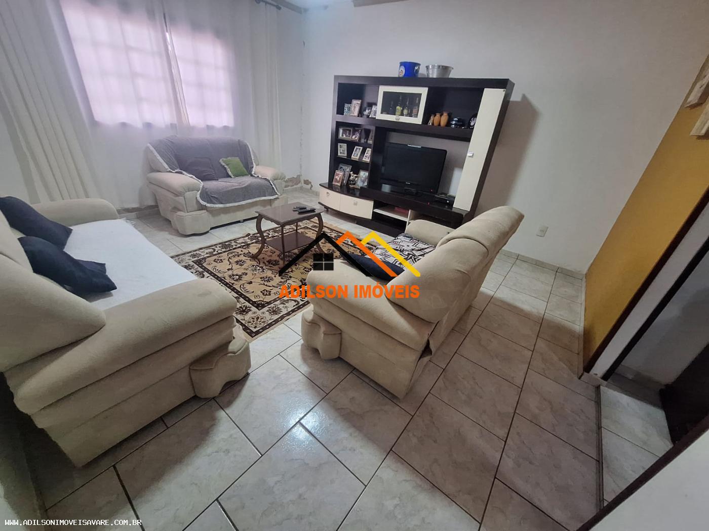 Casa à venda com 2 quartos, 200m² - Foto 4