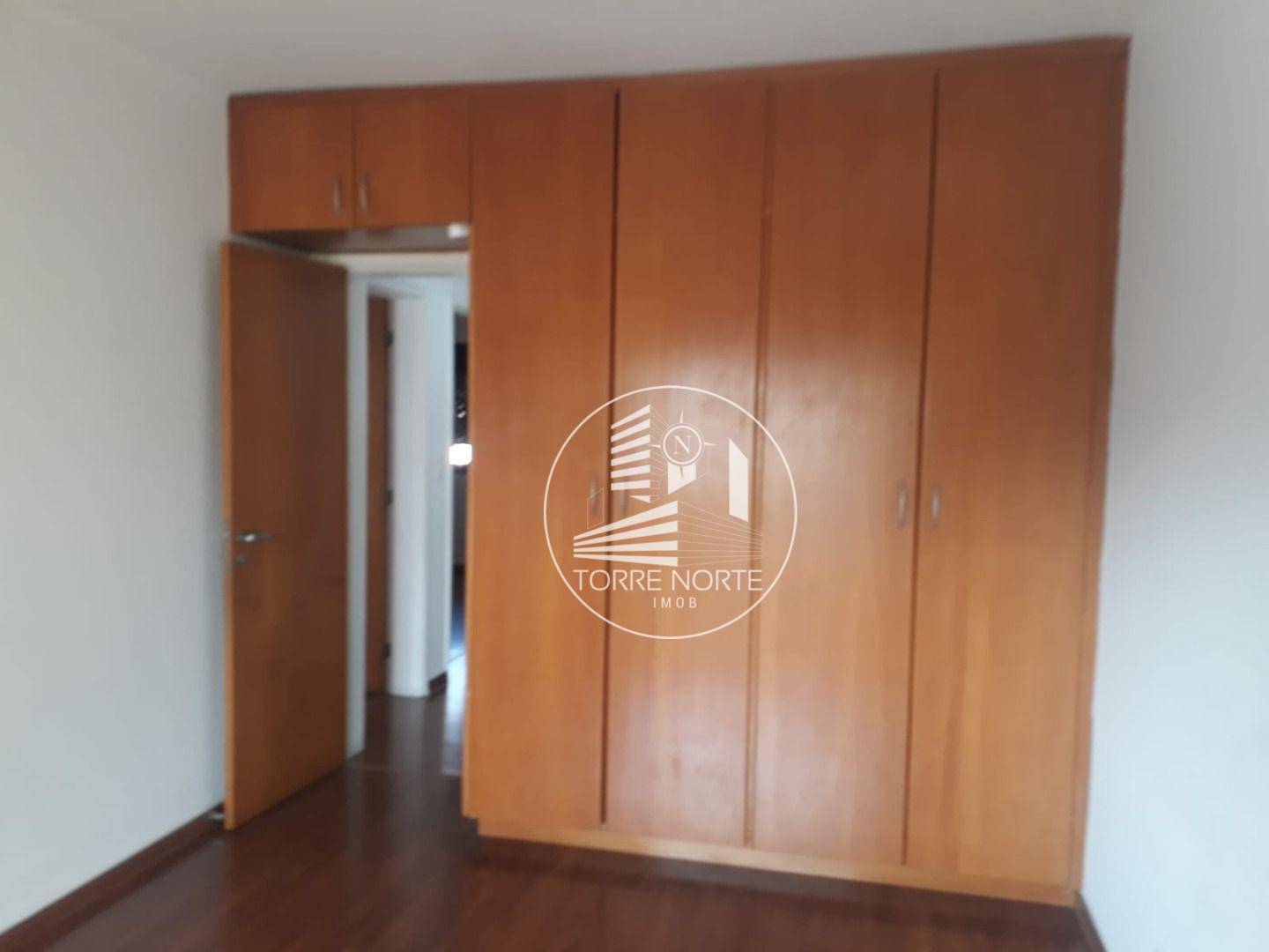 Apartamento para alugar com 4 quartos, 143m² - Foto 6