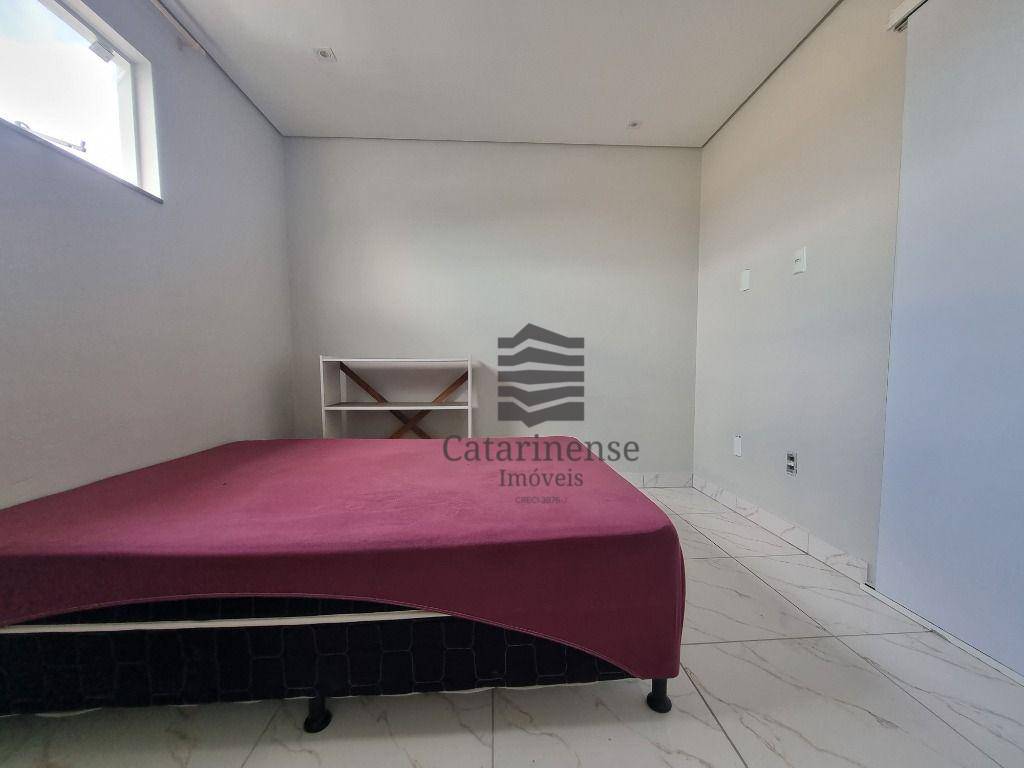 Casa à venda com 5 quartos, 360m² - Foto 19