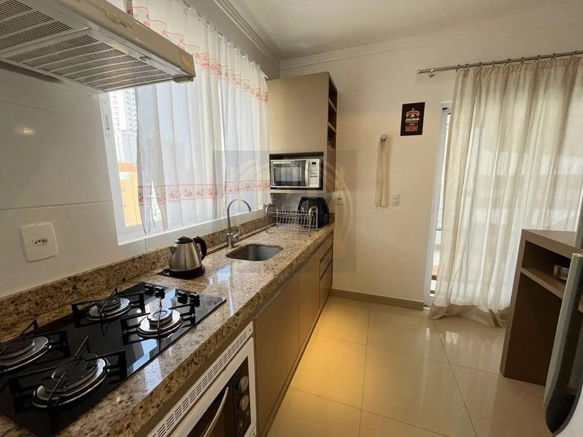 Apartamento à venda com 3 quartos, 135m² - Foto 11