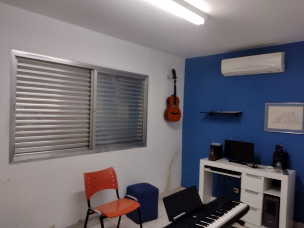 Casa à venda com 4 quartos, 180m² - Foto 16