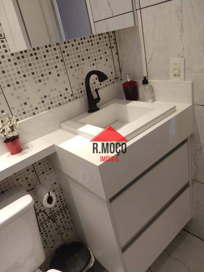 Apartamento à venda com 2 quartos, 42m² - Foto 24