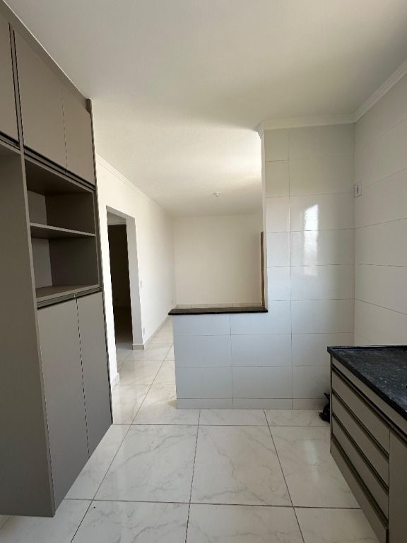 Apartamento à venda com 2 quartos, 45m² - Foto 17