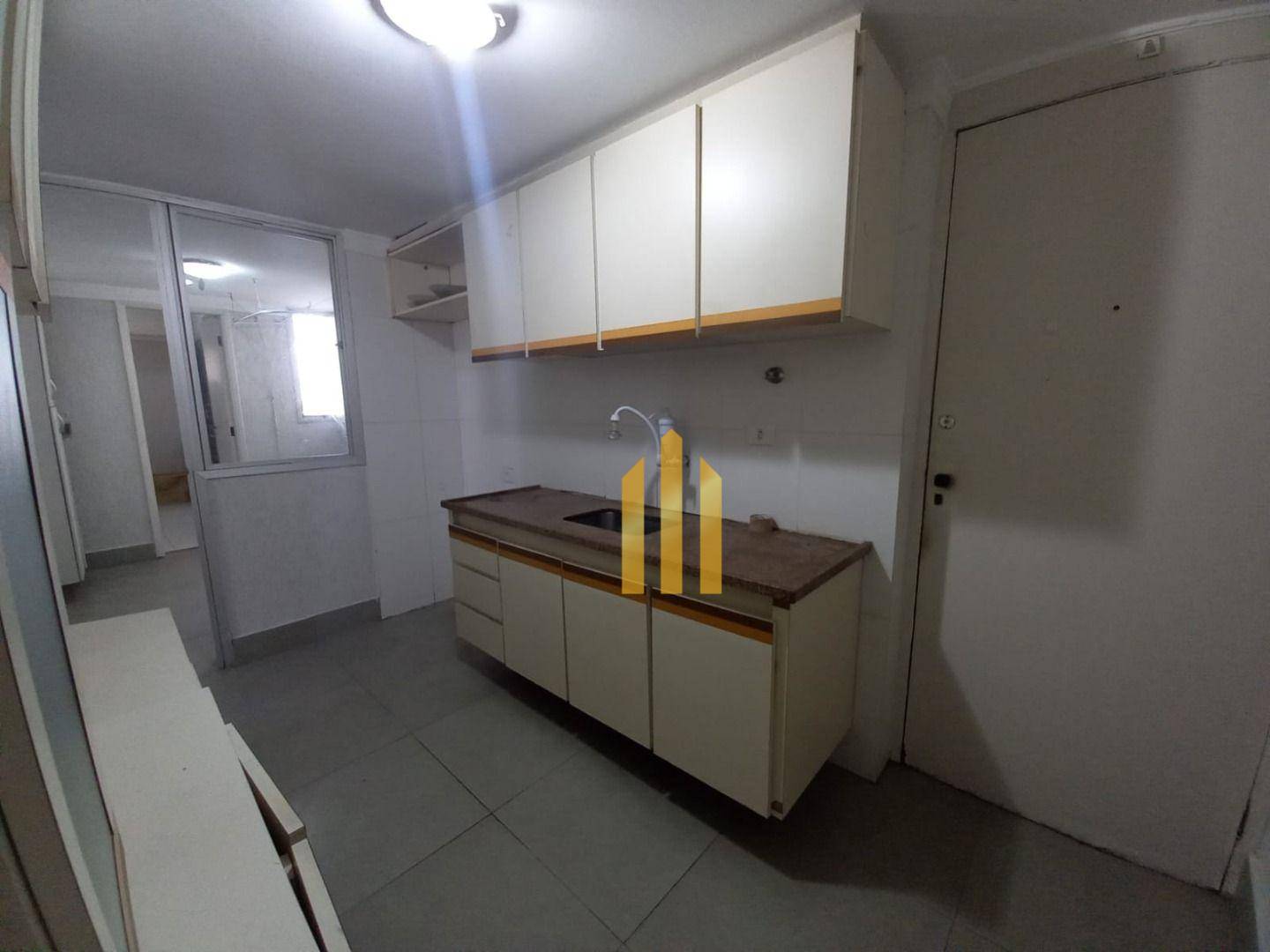 Apartamento para alugar com 3 quartos, 90m² - Foto 42