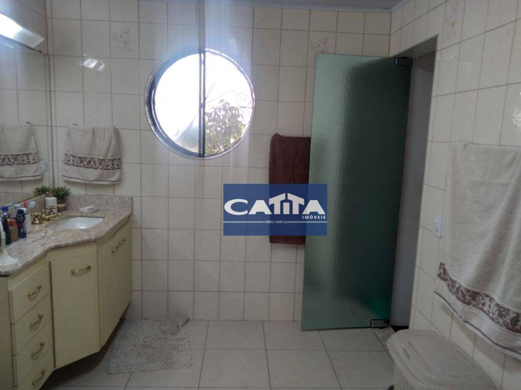 Sobrado à venda com 4 quartos, 240m² - Foto 22