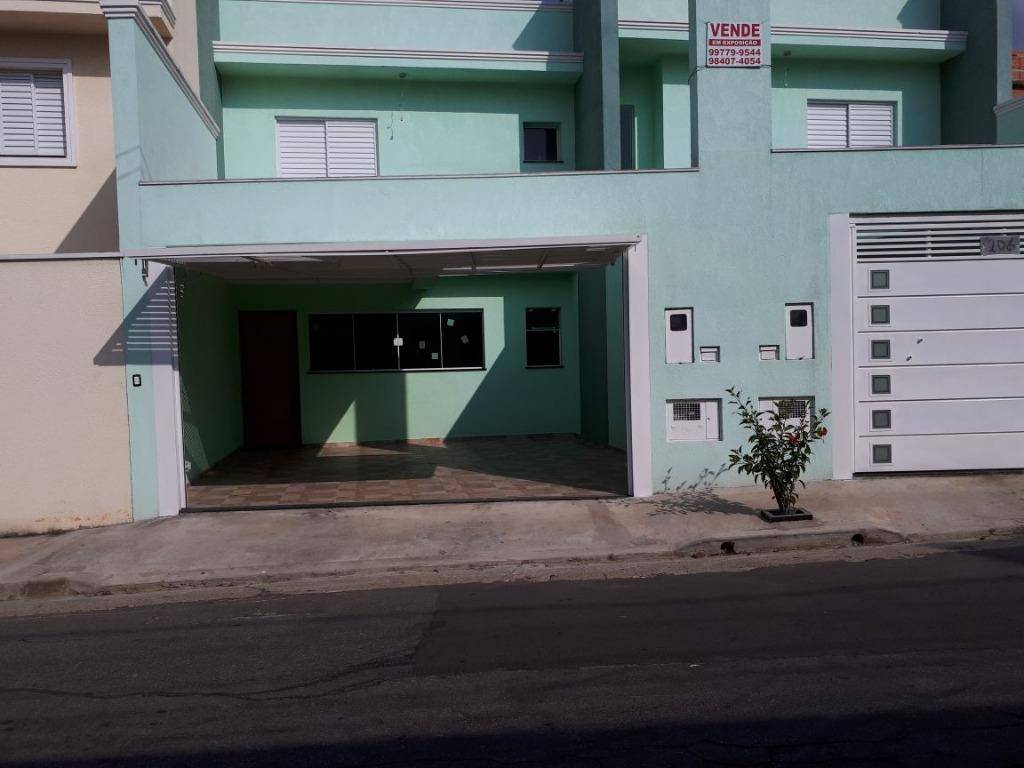 Sobrado à venda com 2 quartos, 95m² - Foto 1