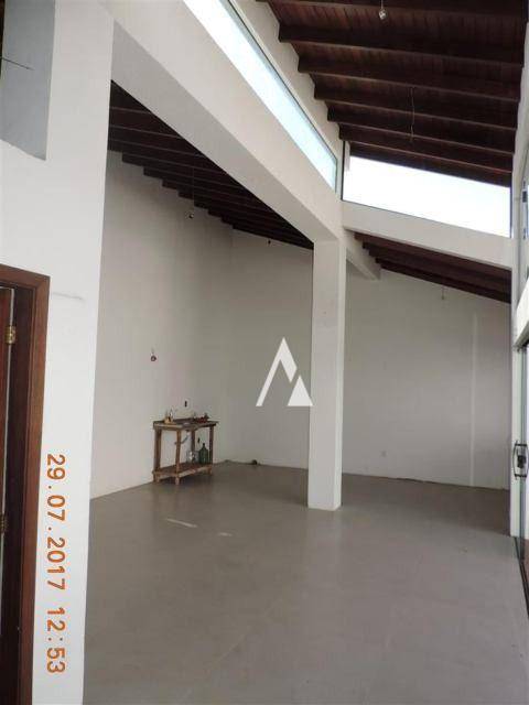 Casa à venda com 3 quartos, 190m² - Foto 15