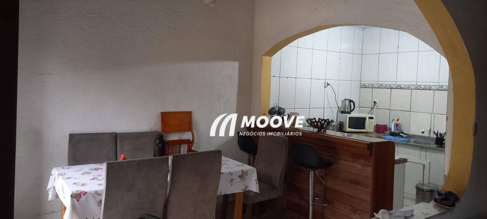 Casa à venda com 3 quartos, 55m² - Foto 7