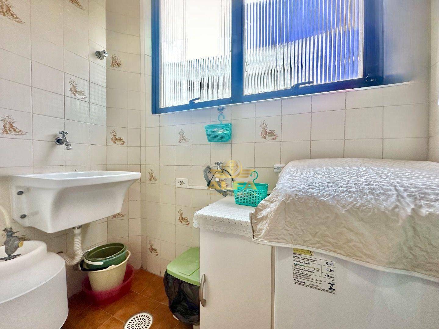 Apartamento à venda com 2 quartos, 75m² - Foto 17