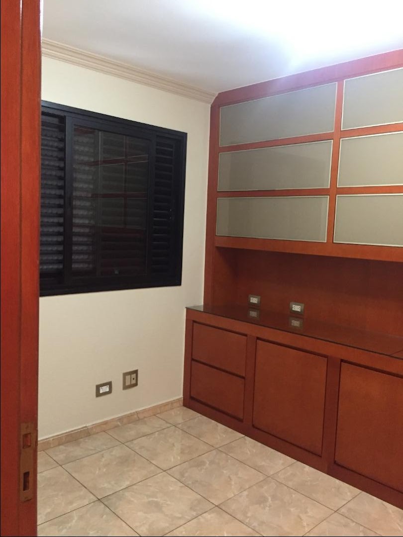 Apartamento à venda com 3 quartos, 127m² - Foto 27