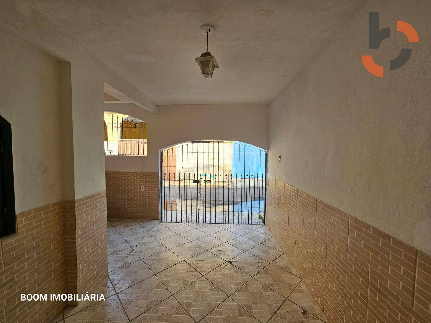 Casa à venda com 2 quartos, 92m² - Foto 4