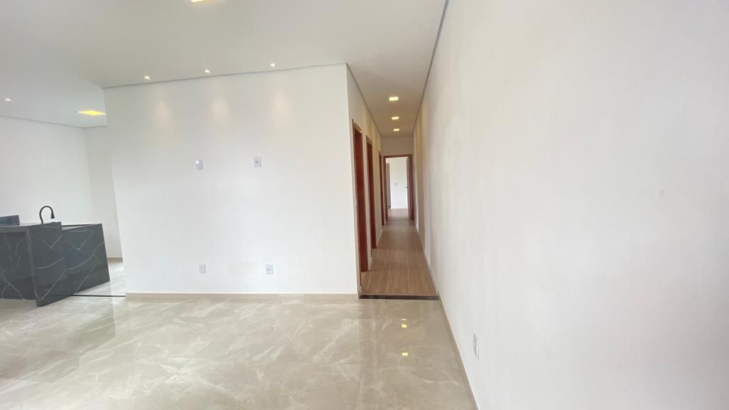 Casa à venda com 4 quartos, 125m² - Foto 5