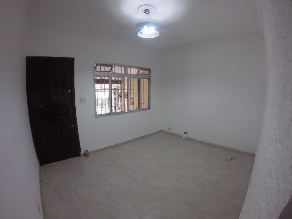 Casa à venda com 3 quartos, 106m² - Foto 1