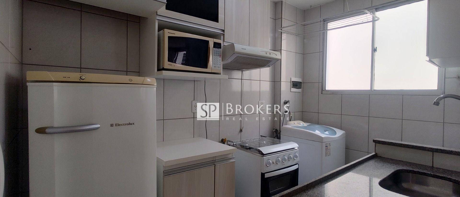 Apartamento à venda com 2 quartos, 40m² - Foto 14