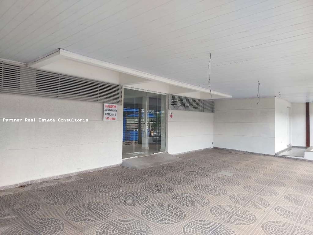 Casa à venda com 5 quartos, 392m² - Foto 1