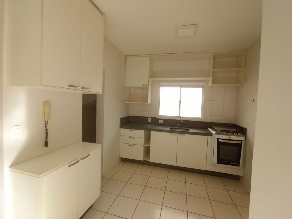 Casa de Condomínio à venda e aluguel com 3 quartos, 100m² - Foto 3