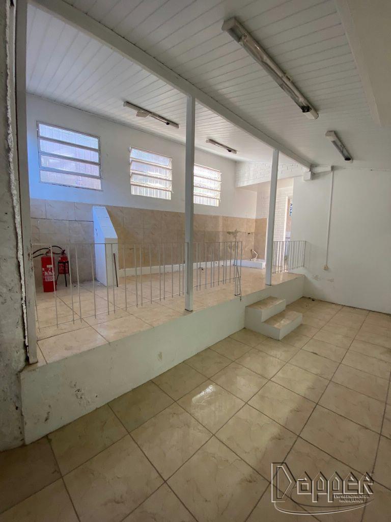 Casa à venda com 3 quartos, 340 - Foto 9