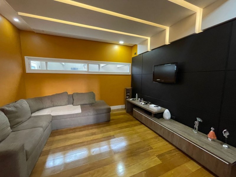 Casa à venda com 4 quartos, 547m² - Foto 3