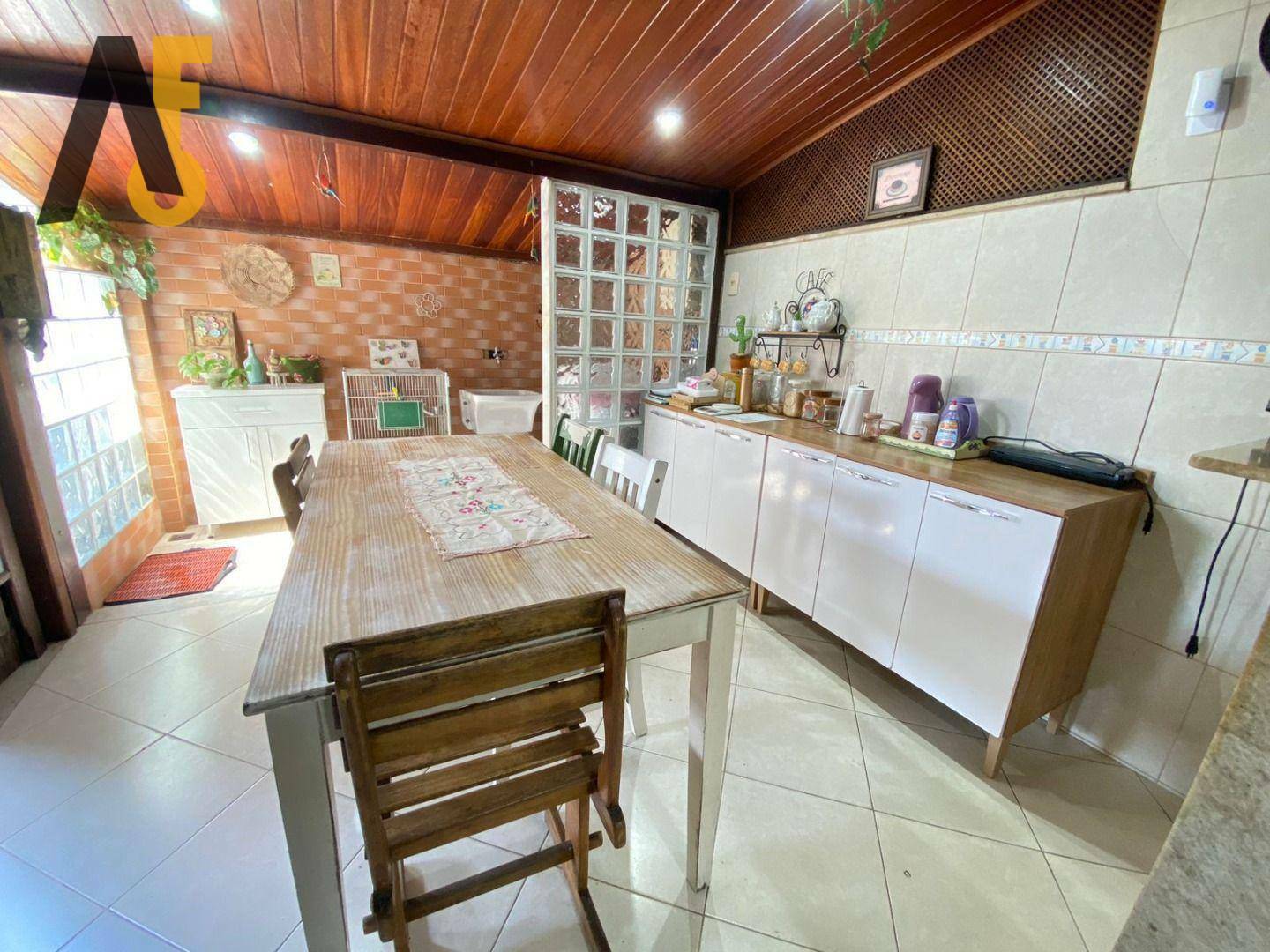 Casa de Condomínio à venda com 4 quartos, 140m² - Foto 12