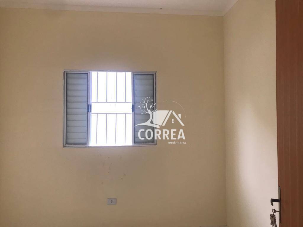 Casa à venda com 2 quartos, 47m² - Foto 5