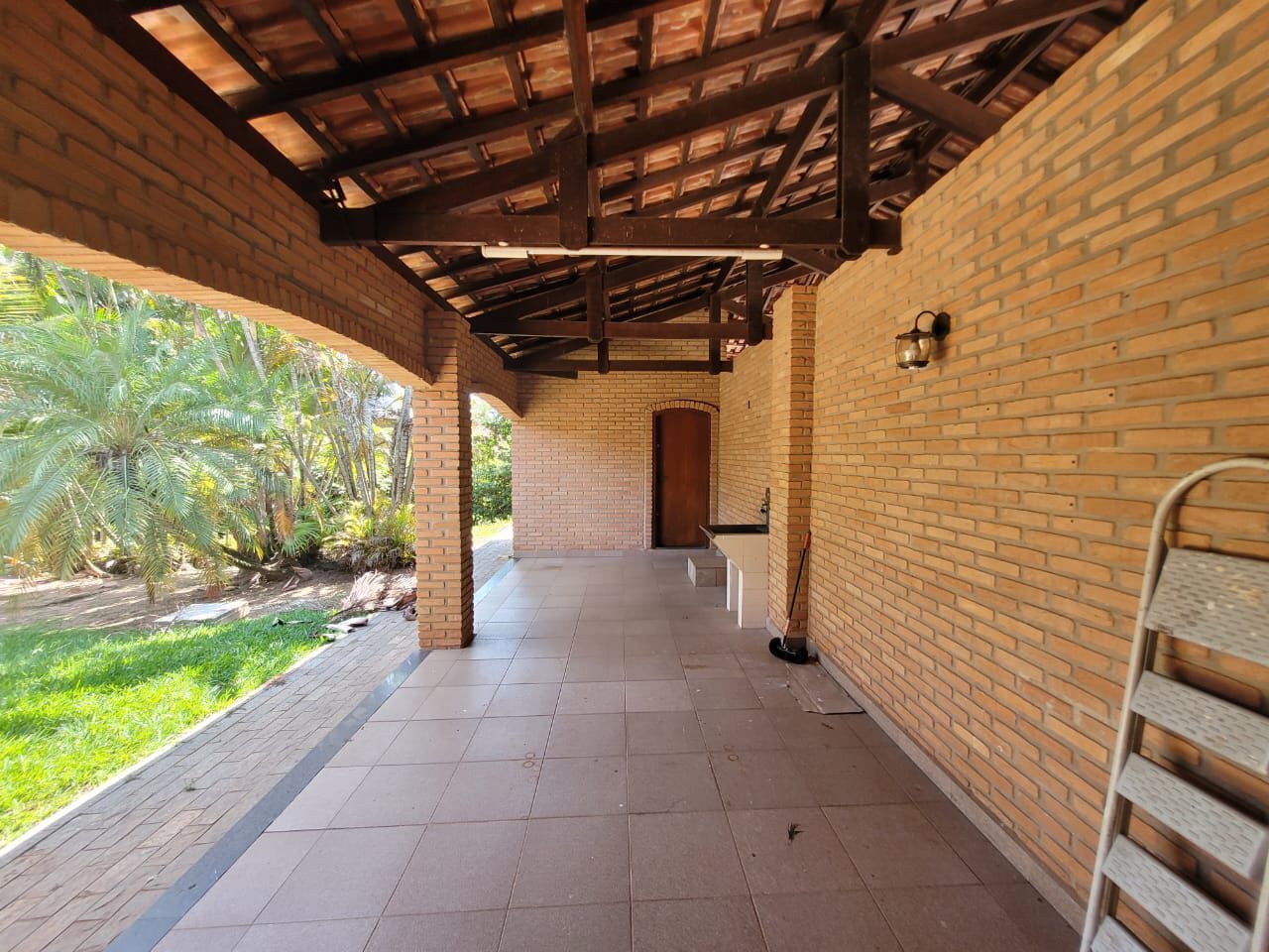 Casa para alugar com 4 quartos, 250m² - Foto 24