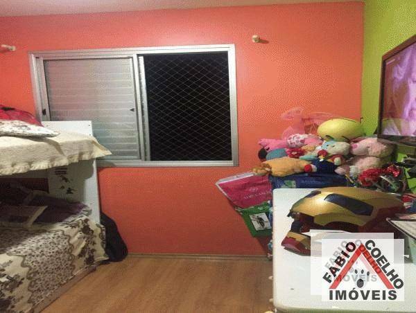 Apartamento à venda com 2 quartos, 58m² - Foto 4