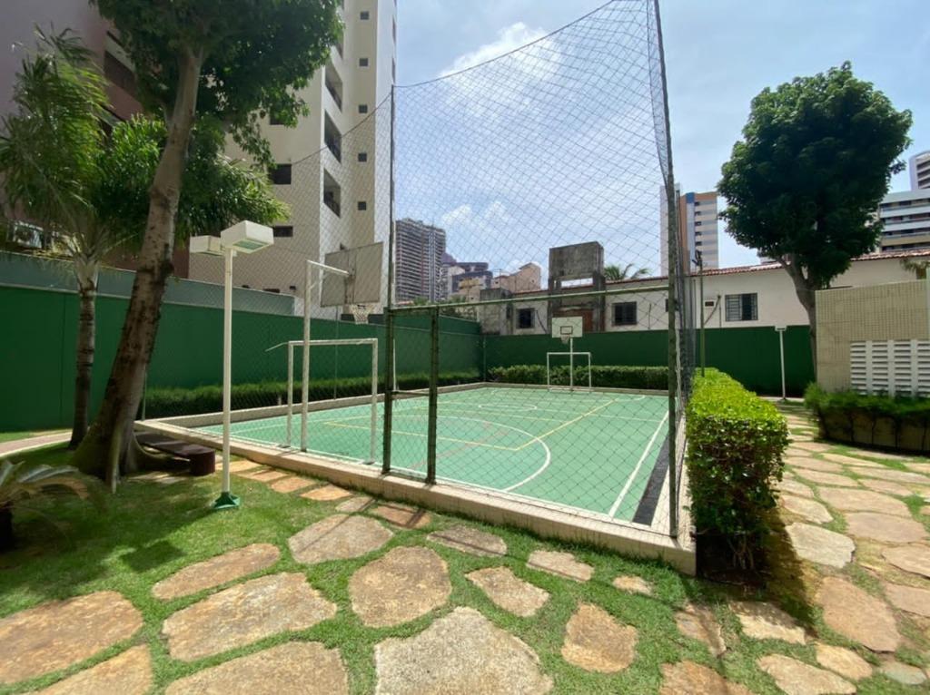 Apartamento à venda com 4 quartos, 350m² - Foto 23