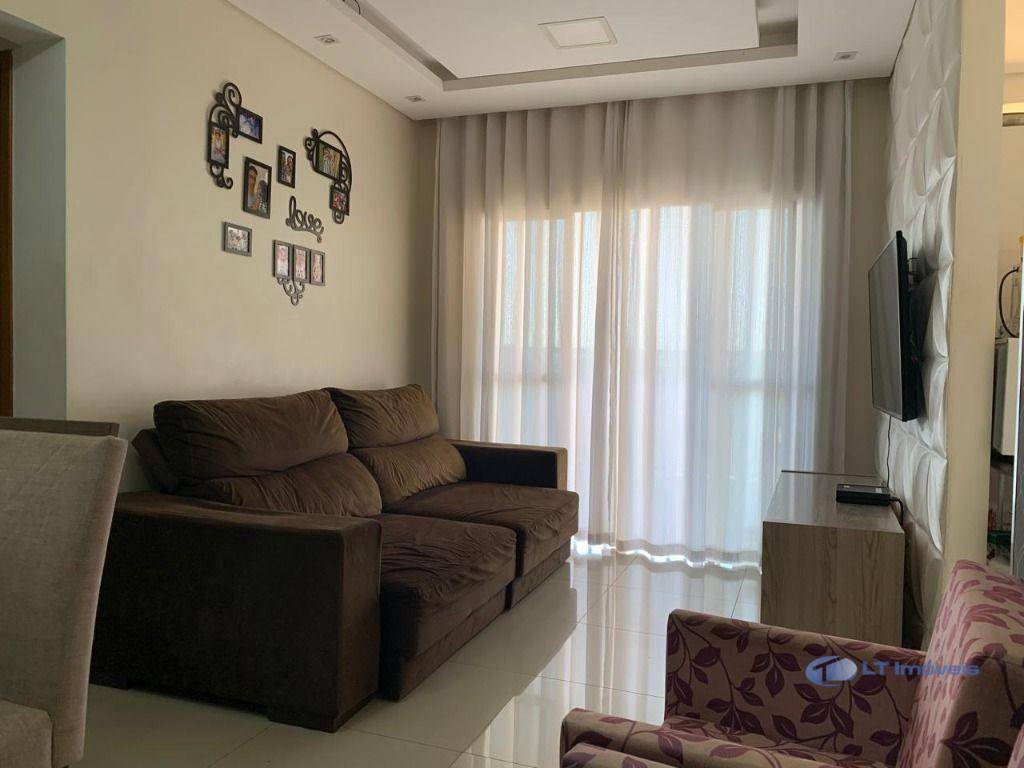 Apartamento à venda com 2 quartos, 61m² - Foto 6