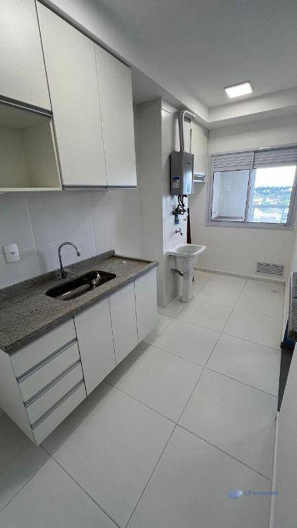 Apartamento para alugar com 2 quartos, 64m² - Foto 22