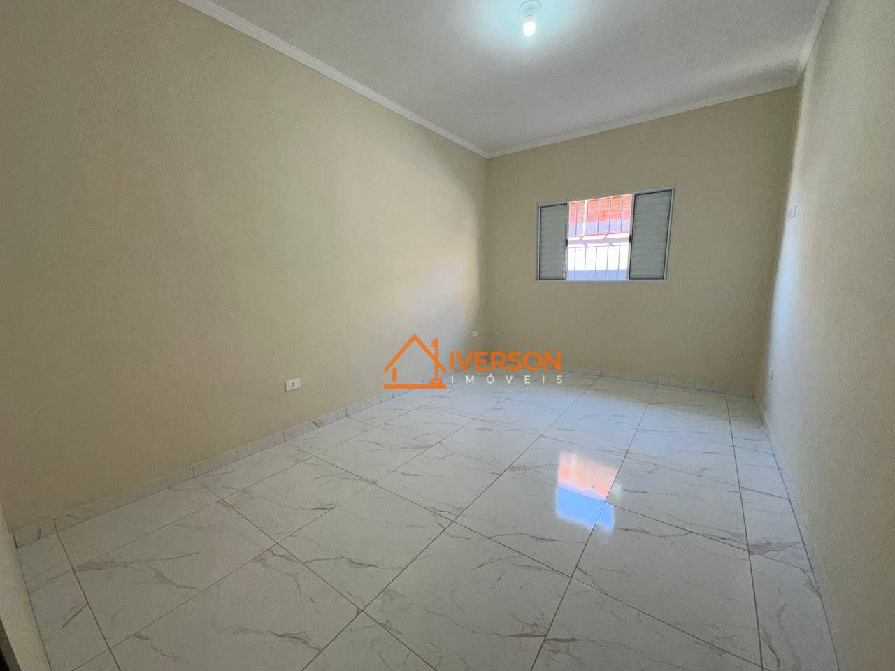Casa à venda com 2 quartos, 90m² - Foto 16