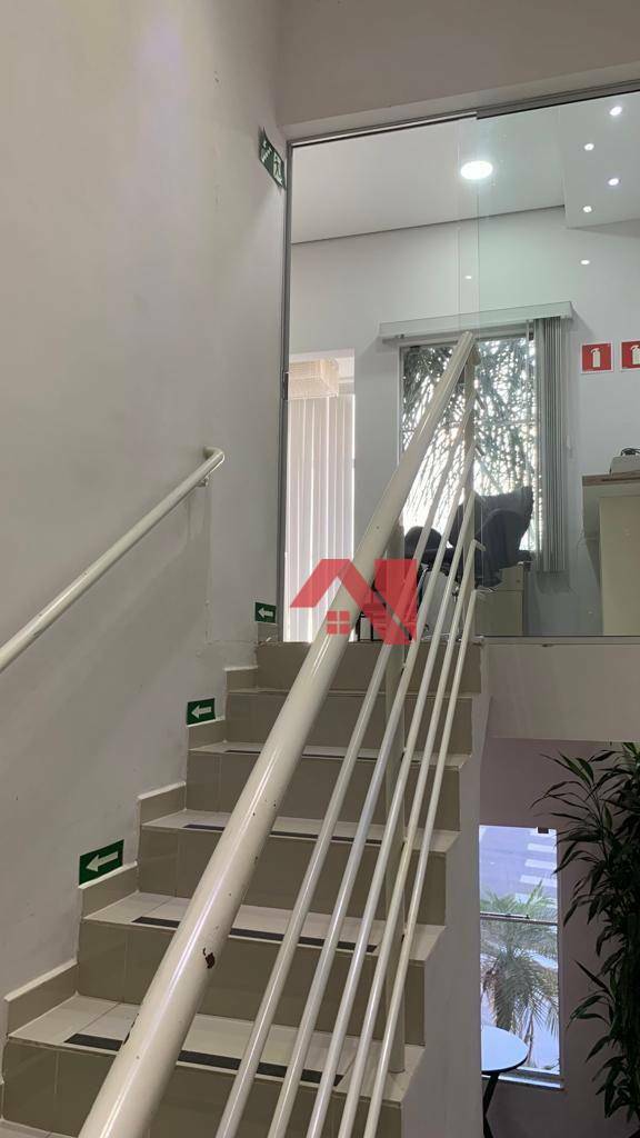 Sobrado à venda com 3 quartos, 290m² - Foto 39