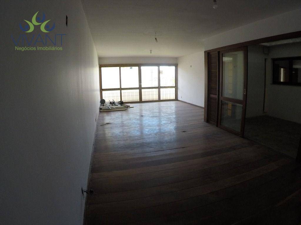 Casa à venda e aluguel com 3 quartos, 352m² - Foto 8